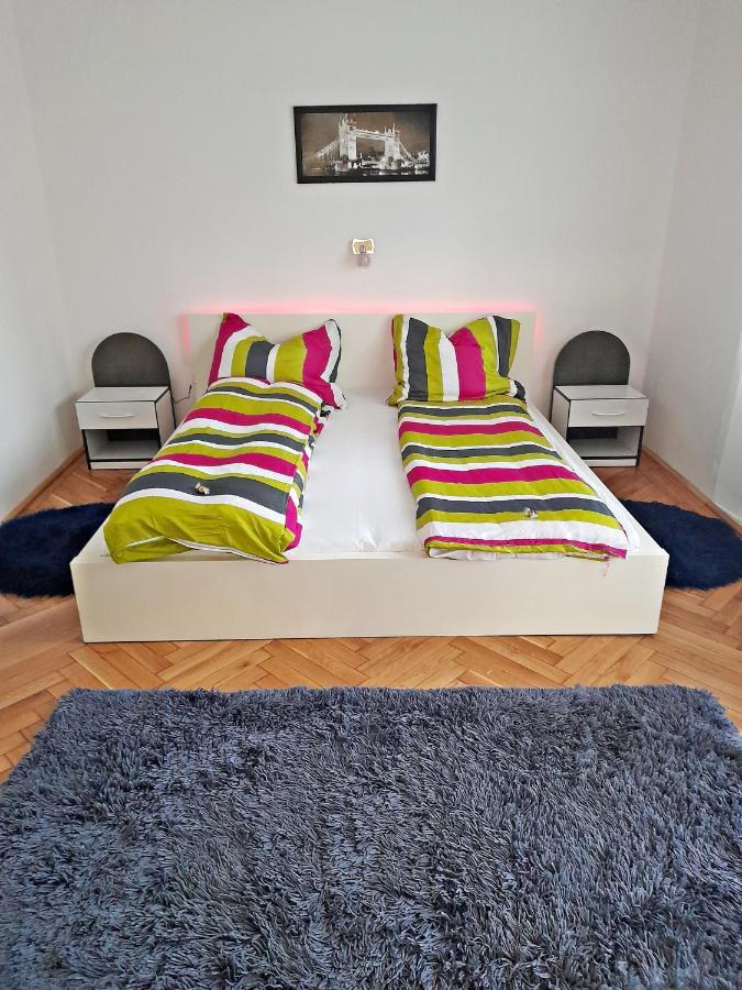 Appartement Pécs Park Extérieur photo