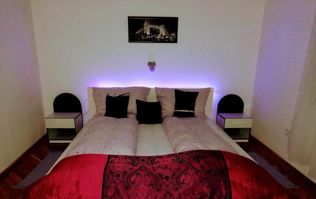 Appartement Pécs Park Extérieur photo