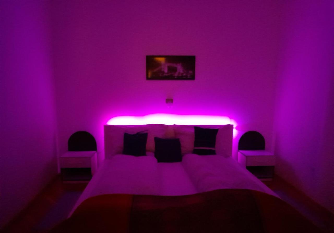 Appartement Pécs Park Extérieur photo