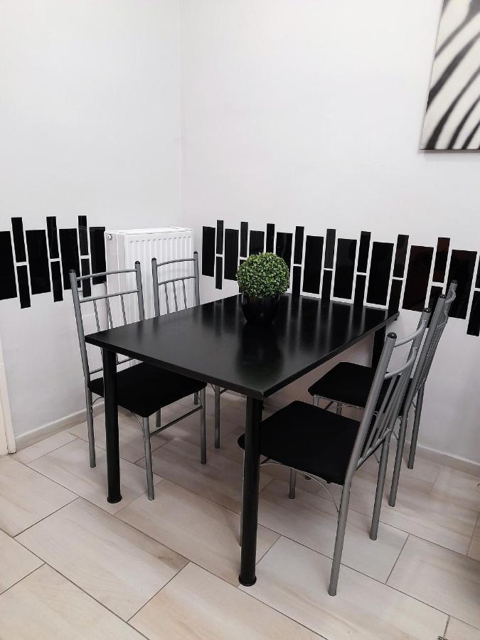 Appartement Pécs Park Extérieur photo