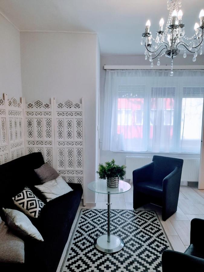 Appartement Pécs Park Extérieur photo